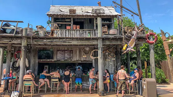 Hammer's Head Fred's Dive Bar